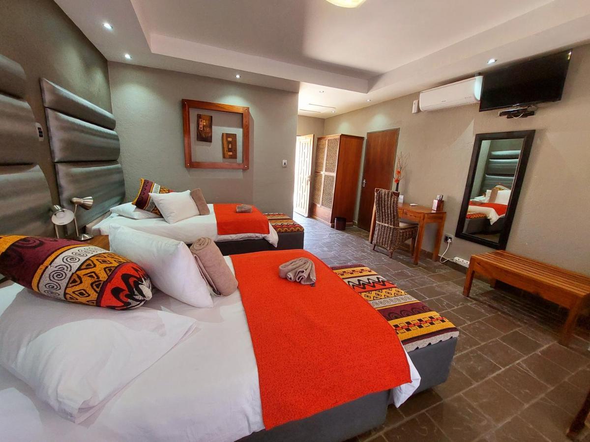 Opuwo Country Lodge Exterior foto